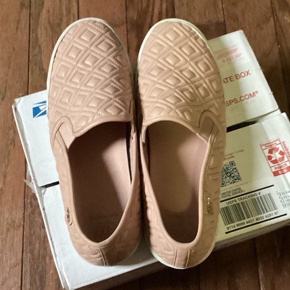 EUC Tory Burch Blush Quilted Slip-On Shoes - Picture 7 of 7